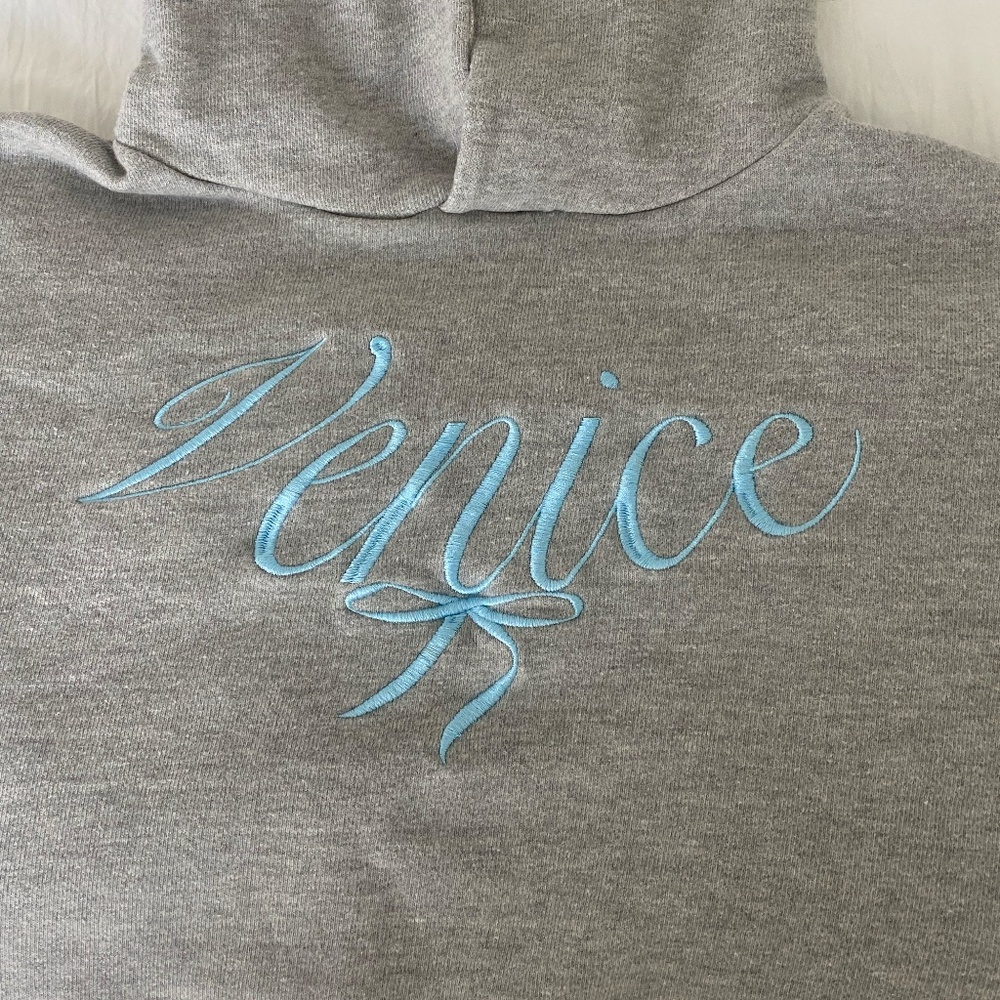 🫐🌊*RARE* Frankies Bikinis X Venice Hoodie🌊🫐
